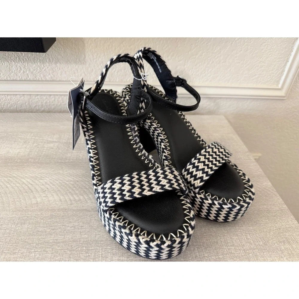 Universal Thread Madeline Platform Sandals Black White Woven Block Heel 8 NEW